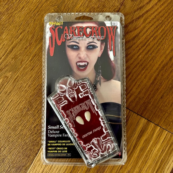Scarecrow Deluxe Vampire Fangs, Small - Picture 1 of 4